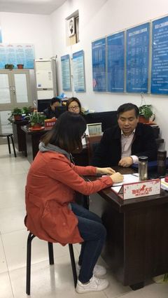 法律顾问进社区，高效服务助力居民生活与企业咨询